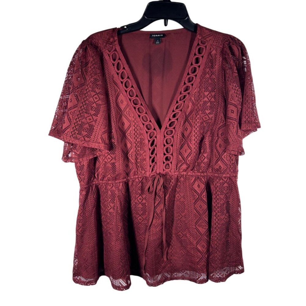 Torrid Burgundy Geometric Lace Peplum Top V-Neck Flutter Sleeve Plus Size 1 1X‎